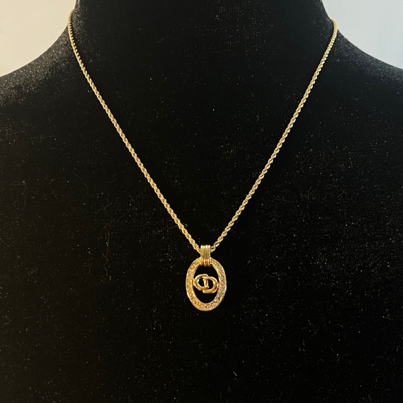 CHRISTIAN DIOR VINTAGE Gold Signature Necklace - Picture 4 of 15